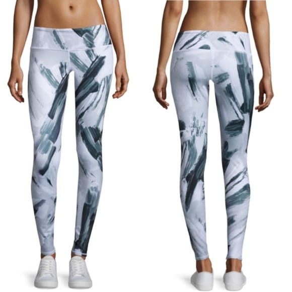 ALO Yoga Pants - Alo Yoga Airbrush Paint Print Legging M